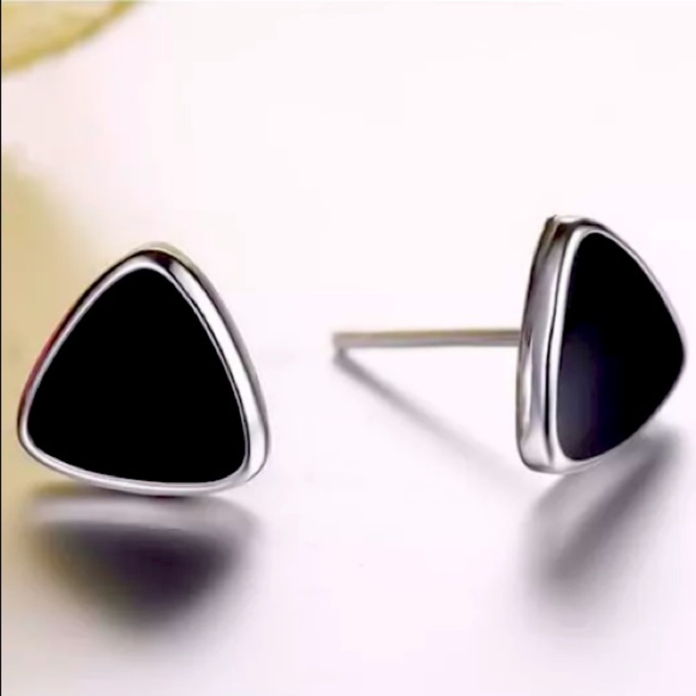 Elegant Black and Silver Triangle Stud Earrings